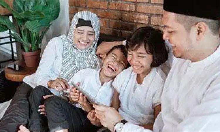 Manfaat proteksi asuransi syariah untuk keluarga muslim