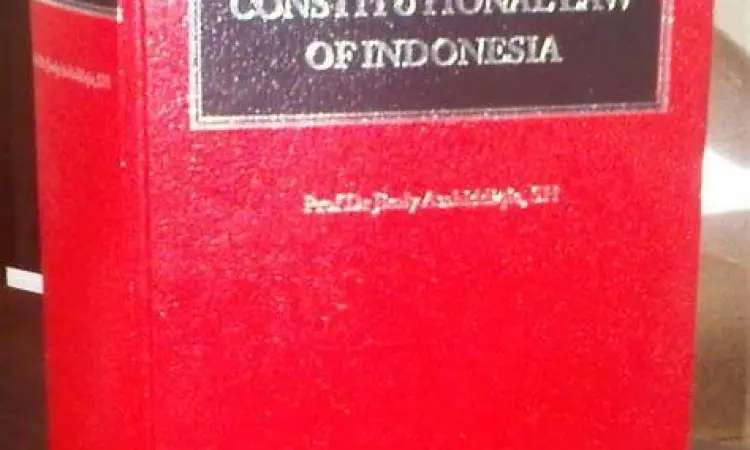 Buku Undang-Undang Mahkamah Konstitusi Indonesia