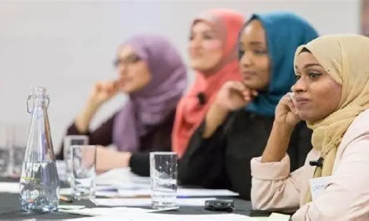 Muslimah Berdaya Keseimbangan karier dan keluarga bagi muslimah