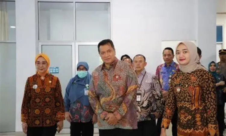 Pelayanan publik yang transparan dan akuntabel