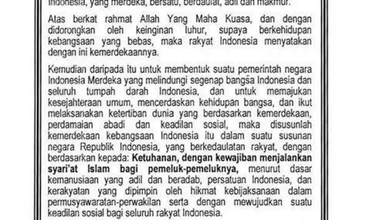 Piagam Jakarta Naskah asli Piagam Jakarta yang menjadi cikal bakal Pembukaan UUD 1945