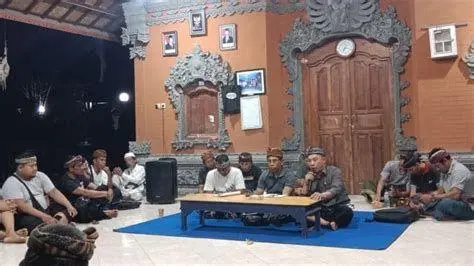Sidang Banjar Rapat Banjar Adat Bali