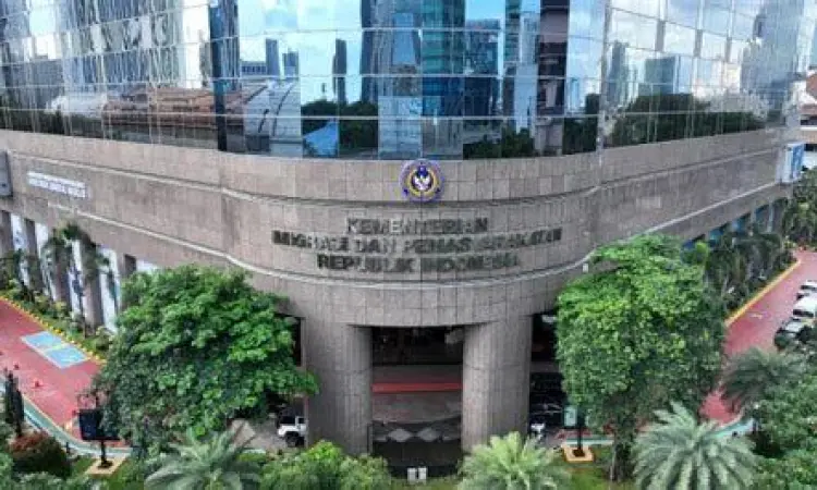 Kantor Imigrasi Pelayanan administrasi kependudukan di kantor imigrasi