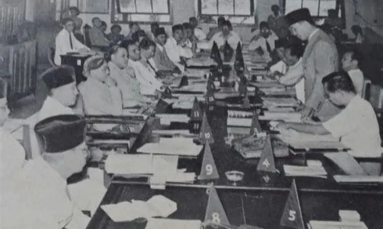 Suasana sidang kedua BPUPKI Juli 1945
