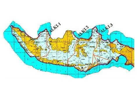 Transformasi Wilayah Maritim Indonesia Peta perbandingan batas laut Indonesia sebelum dan sesudah Deklarasi Djuanda