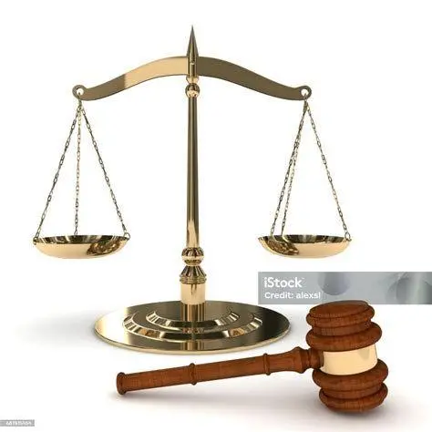 Keadilan dan Kebebasan Berpendapat Simbol timbangan keadilan sebagai representasi hukum HAM