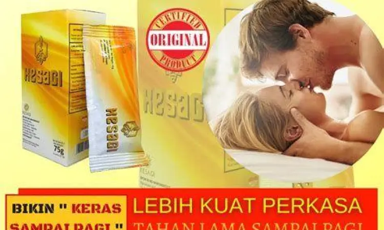 Pengantin adat Indonesia dengan modifikasi hijab sebagai bentuk integrasi agama