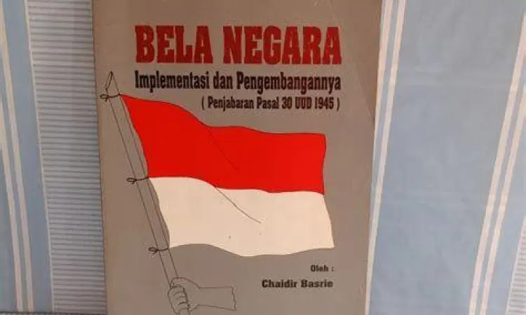 Naskah UUD 1945 sebagai landasan hukum bela negara