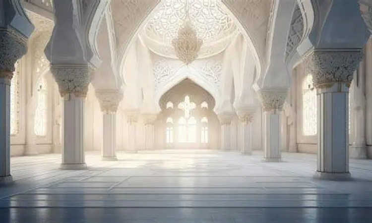 Suasana tenang di dalam masjid