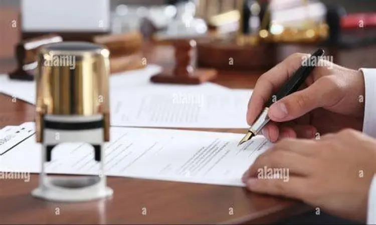 Proses penandatanganan akta wasiat di hadapan notaris